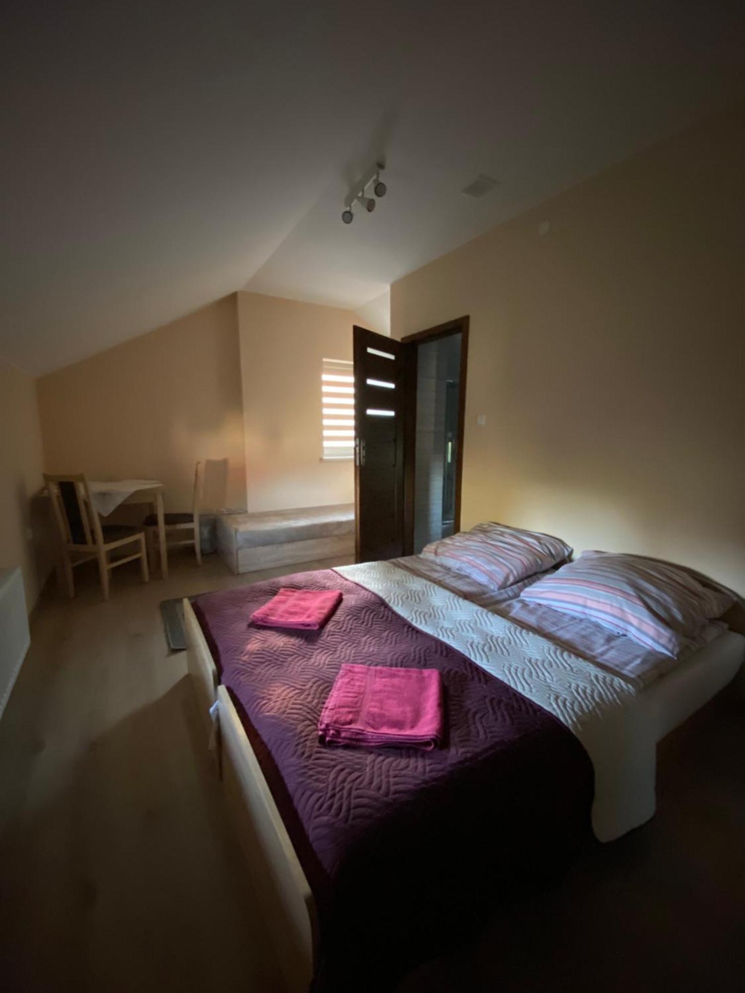 Maciejowka Gospodarstwo Agroturystyczne Poddebice Extérieur photo